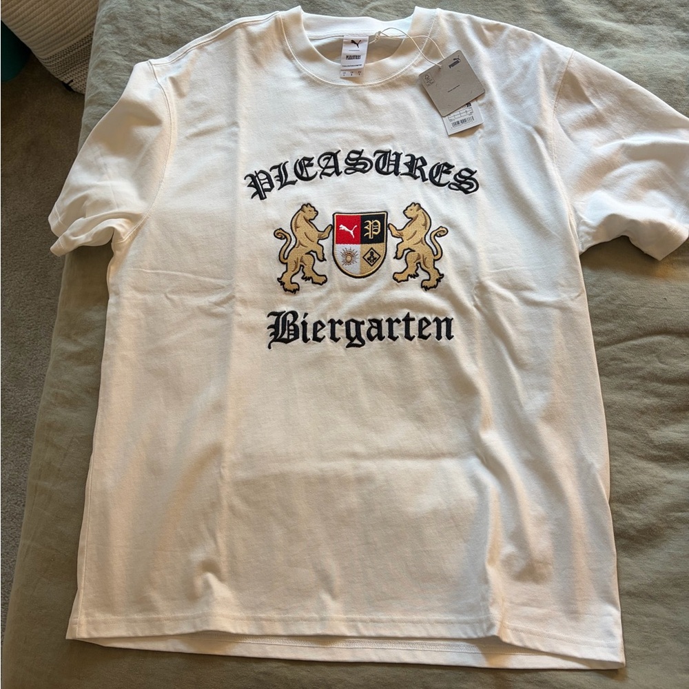 Puma White Tee with Crest and Lion Design